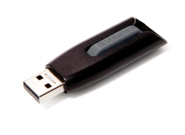 Verbatim Store and Go 128GB Grey Flash Drive - Image 3